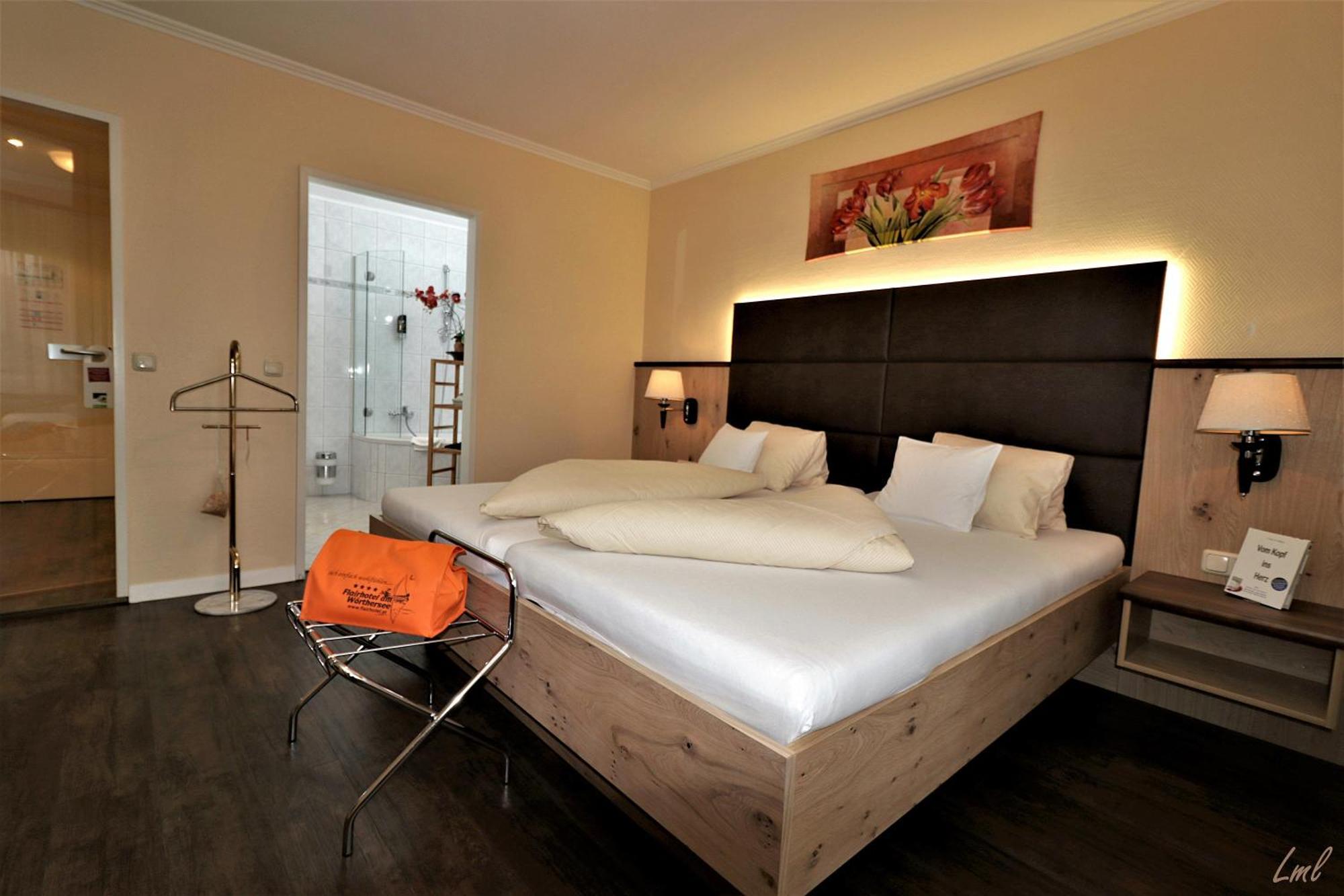 Flairhotel Am Woerthersee Velden am Woerthersee Exterior photo